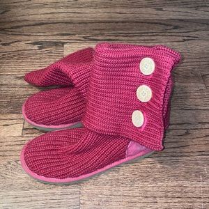 Pink sweater UGG boots